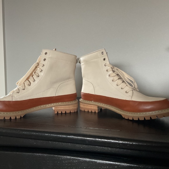 NWOB booties by Mi.iM - Picture 2 of 7